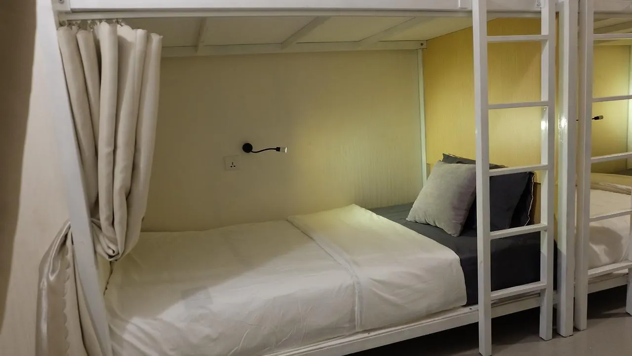 Aria Hostel Yangon 0*,  Myanmar